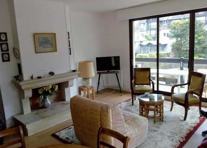 Spacious In Front Of The Sea Lejlighed Deauville